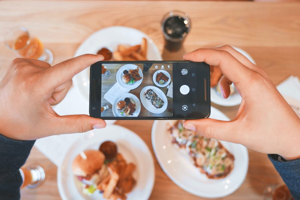Contoh Kalimat Promosi Makanan di Sosmed (Facebook, Instagram, WhatsApp)